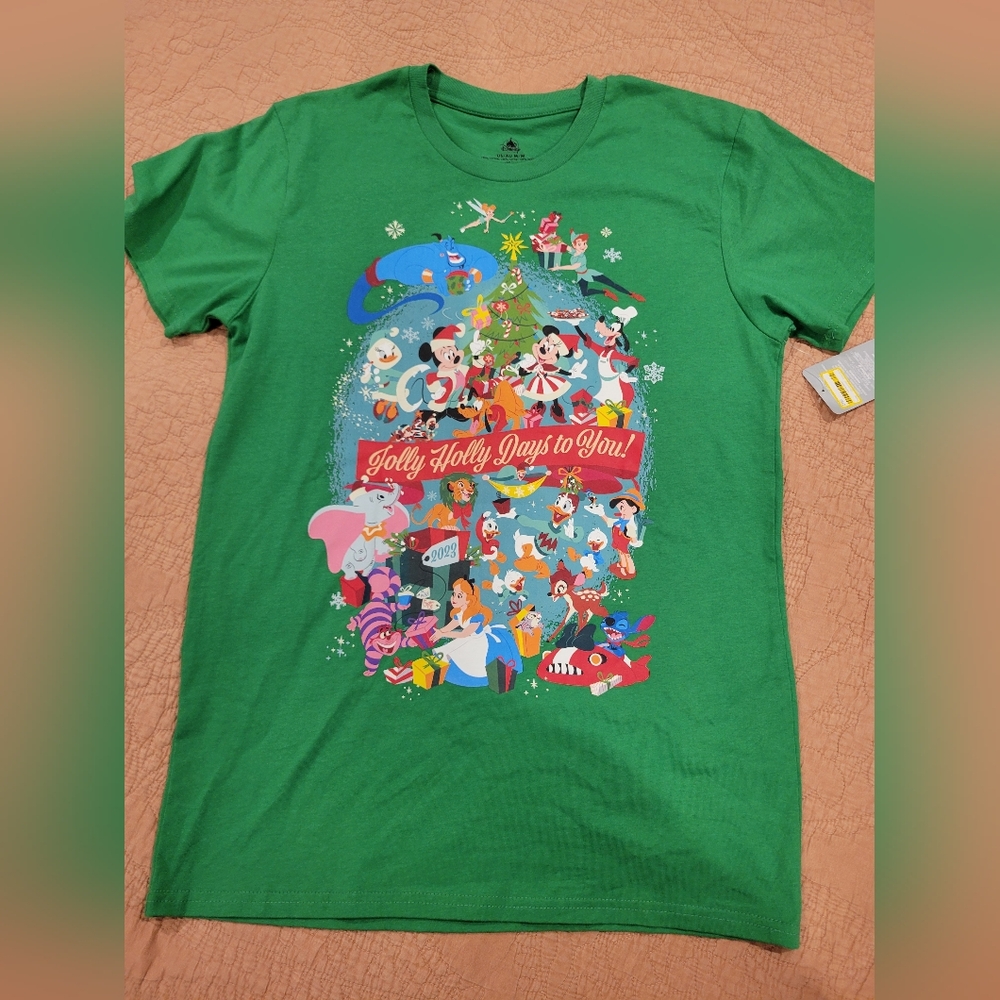 Disney Green Holiday Graphic Tee